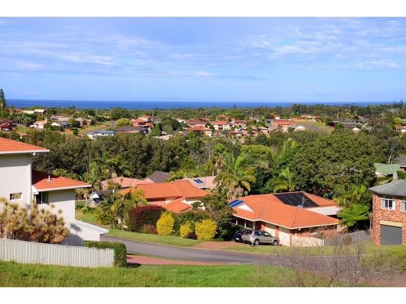 16 Coastlands Place, Port Macquarie NSW 2444