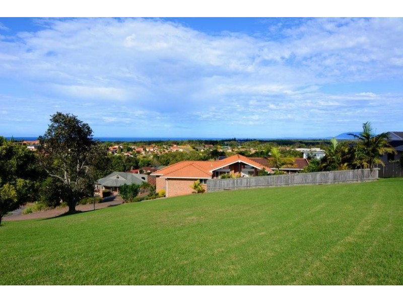 17 Coastlands Place, Port Macquarie NSW 2444