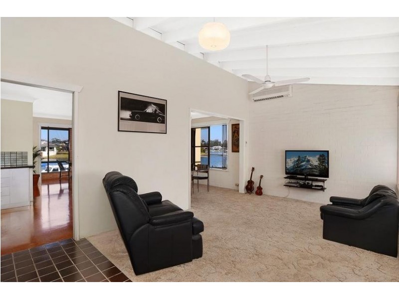 2/4 River Park Road, Port Macquarie NSW 2444