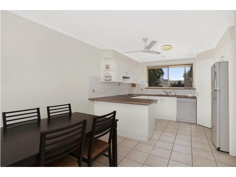 2/111 Lake Road, Port Macquarie NSW 2444