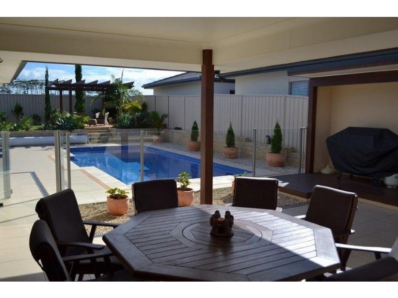 94 Emerald Drive, Port Macquarie NSW 2444