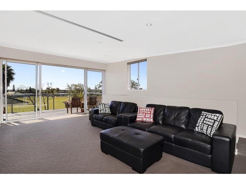 2/26B Warlters Street, Port Macquarie NSW 2444
