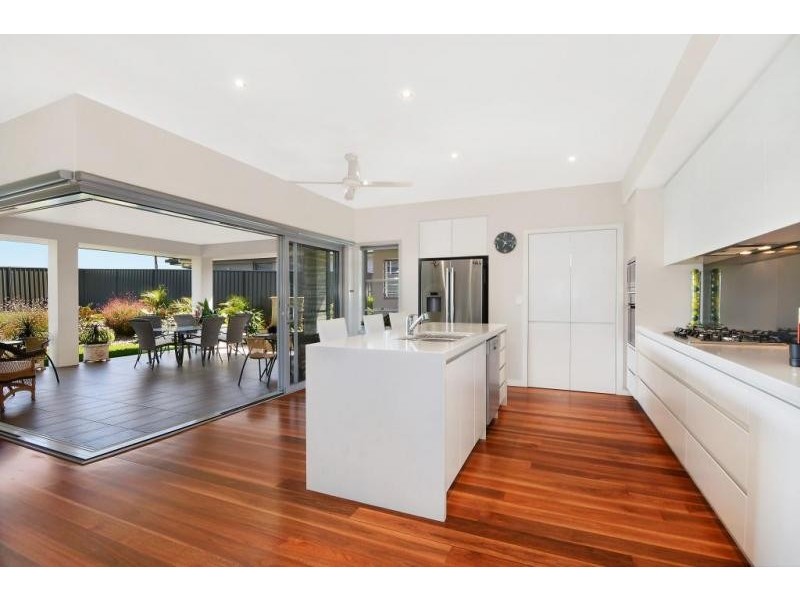 100 Emerald Drive, Port Macquarie NSW 2444