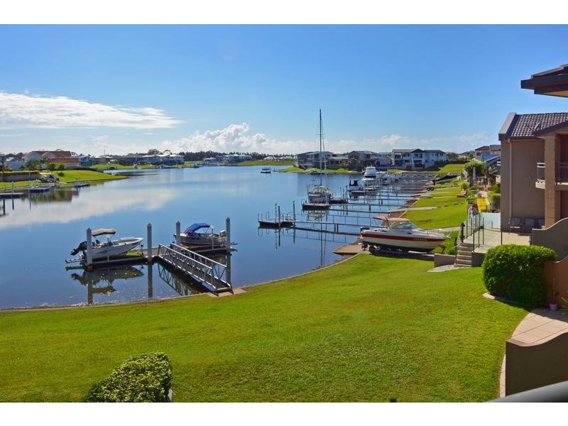 4/2 McInherney Close, Port Macquarie NSW 2444