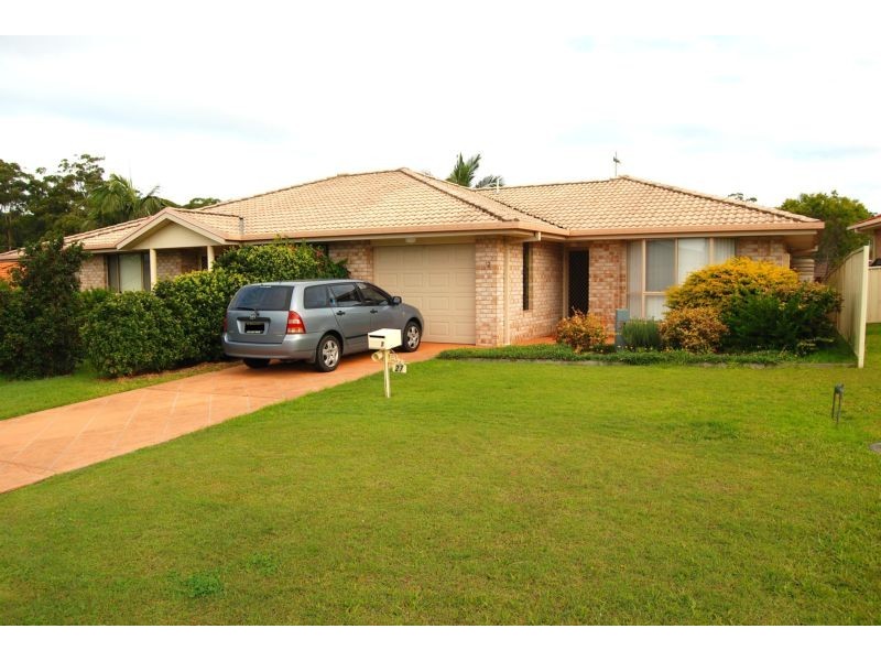 2/27 Annabella Drive, Port Macquarie NSW 2444