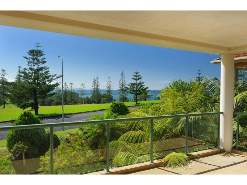 12/18 Burrawan Street, Port Macquarie NSW 2444