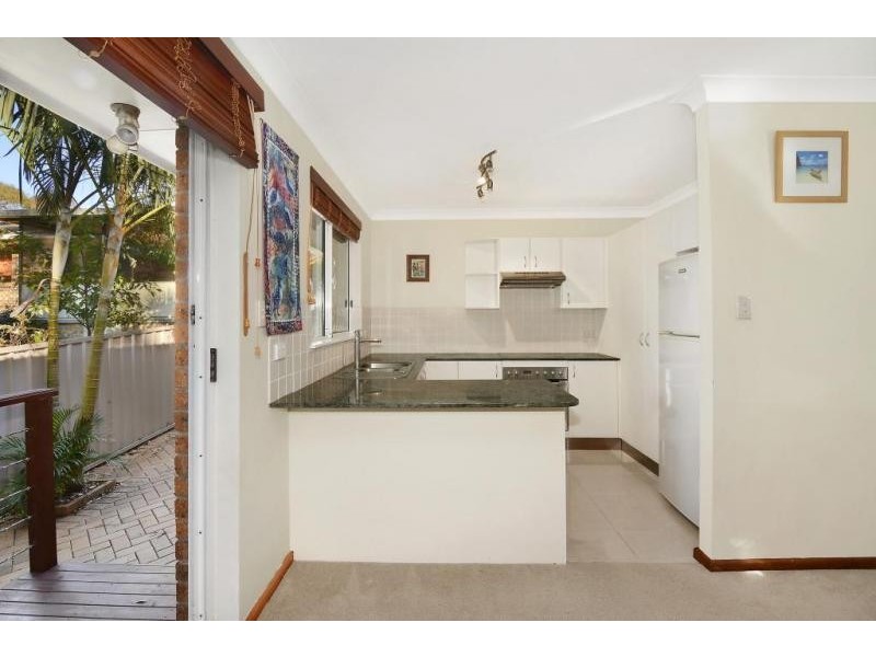 2/7 Tasman Road, Port Macquarie NSW 2444
