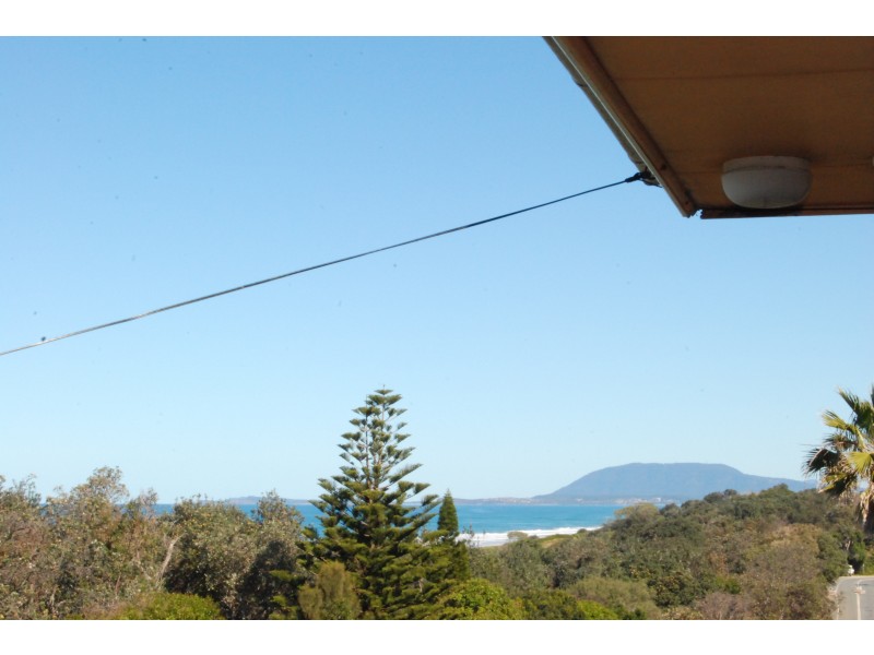 115 Matthew Flinders Drive, Port Macquarie NSW 2444