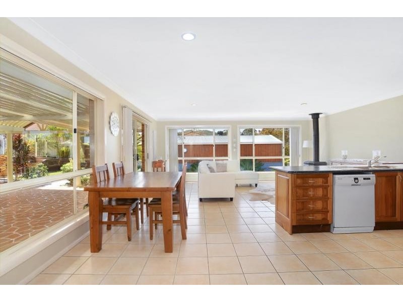 8 Ericson Place, Port Macquarie NSW 2444