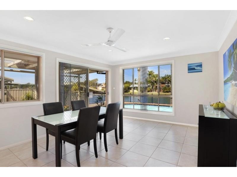 24 Laguna Place, Port Macquarie NSW 2444