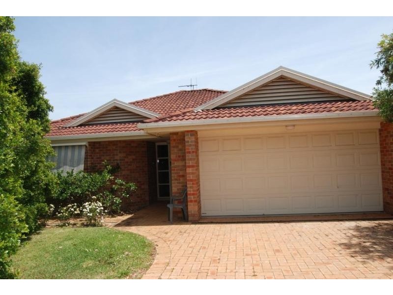 84 Hart Street, Port Macquarie NSW 2444