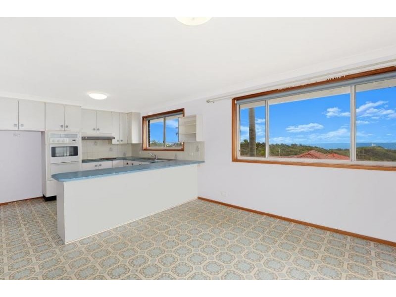 16 Dent Crescent, Port Macquarie NSW 2444