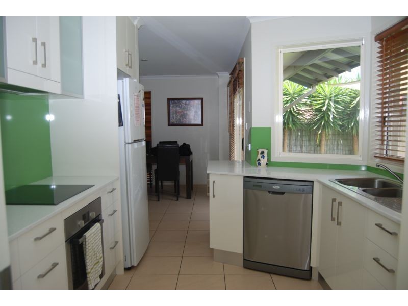 2/189a Matthew Flinders Drive, Port Macquarie NSW 2444