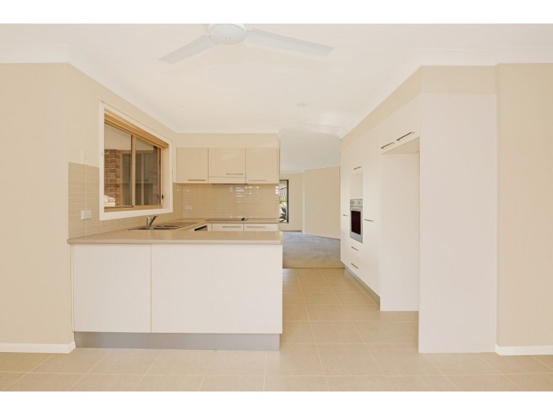 16 Tobey Place, Port Macquarie NSW 2444