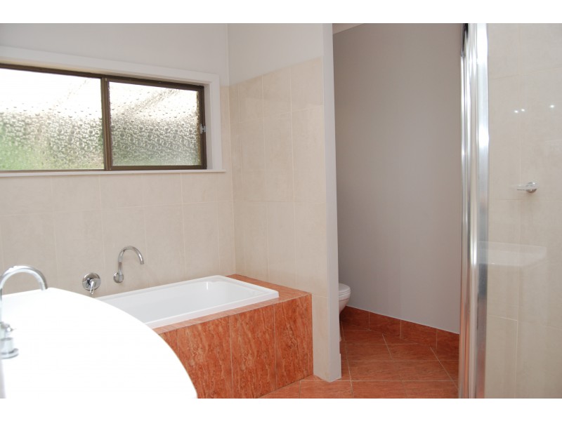6 Binbilla Place, Port Macquarie NSW 2444