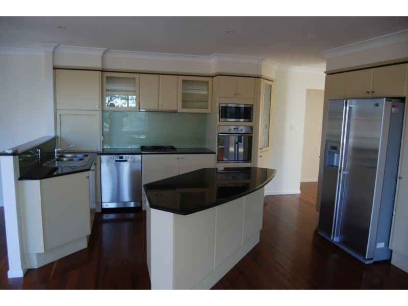 4 Banksia Avenue, Port Macquarie NSW 2444