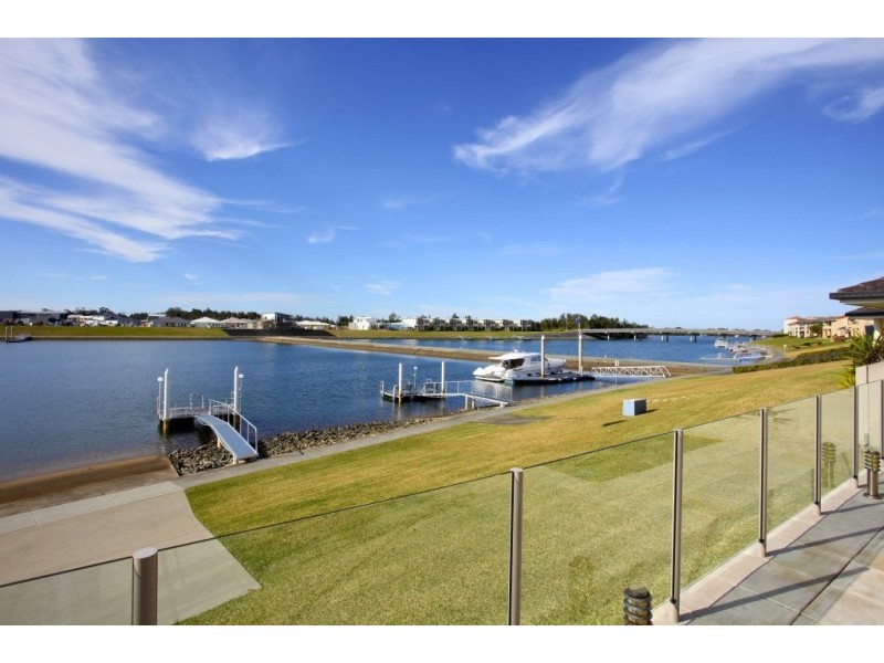 2/143 Riverpark Road, Port Macquarie NSW 2444