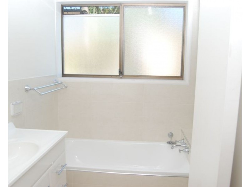 2/7 Stewart Street, Port Macquarie NSW 2444