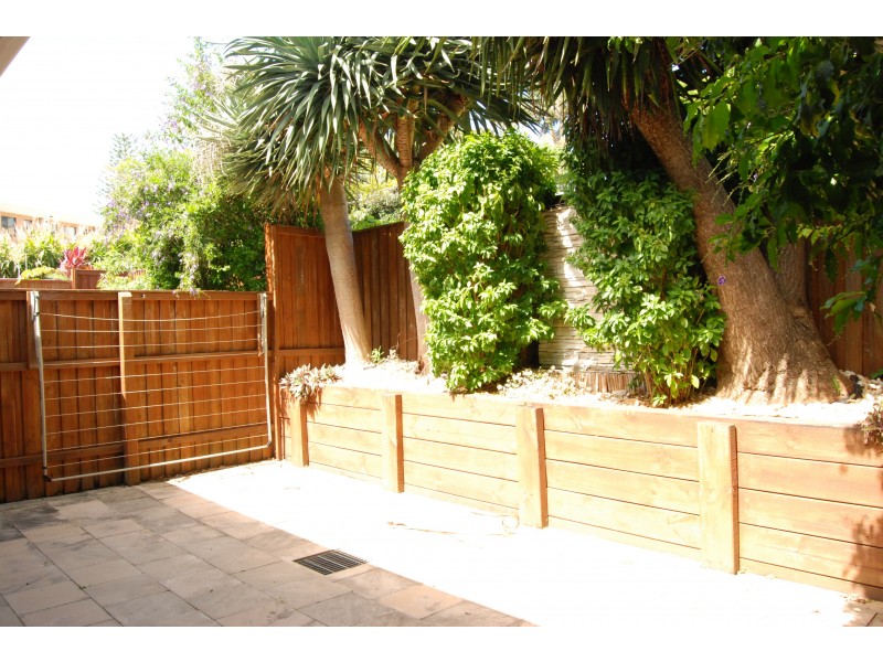 3/6 Dixon Avenue, Port Macquarie NSW 2444