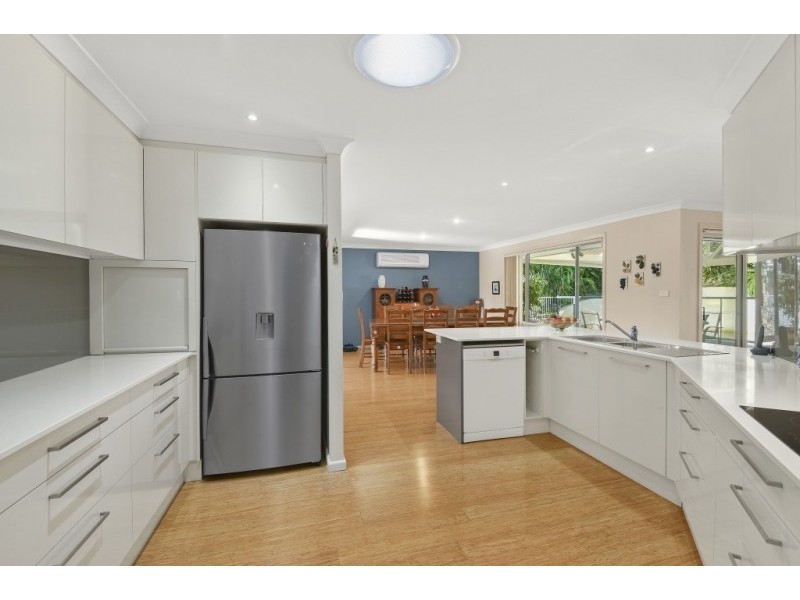 8 Spindrift Row, Port Macquarie NSW 2444