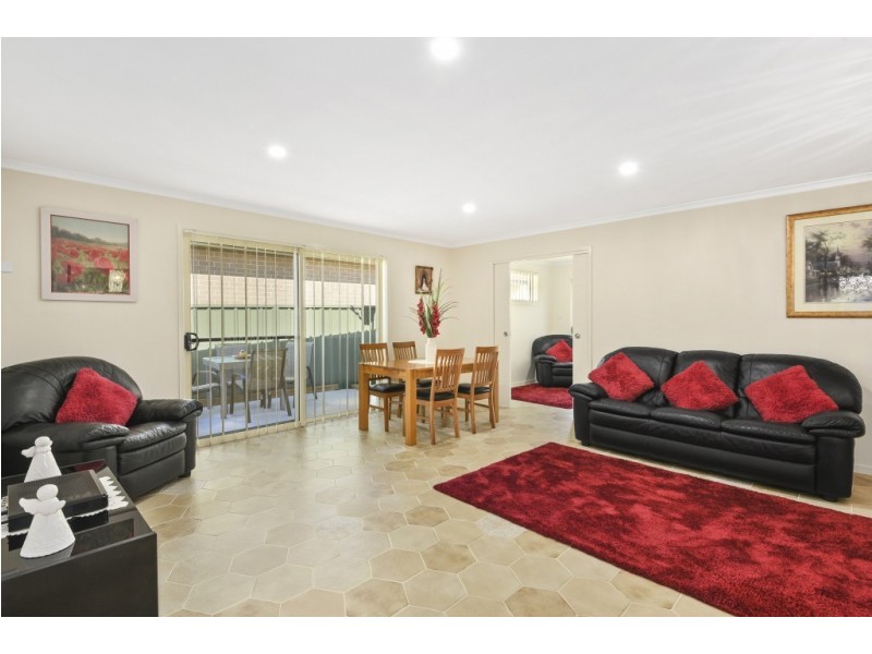 8 Tomark Place, Port Macquarie NSW 2444