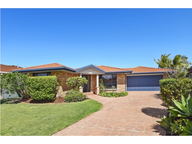 4 Reef Close, Port Macquarie NSW 2444