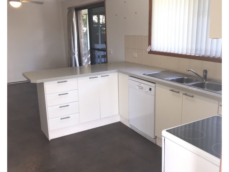 6 The Plateau, Port Macquarie NSW 2444