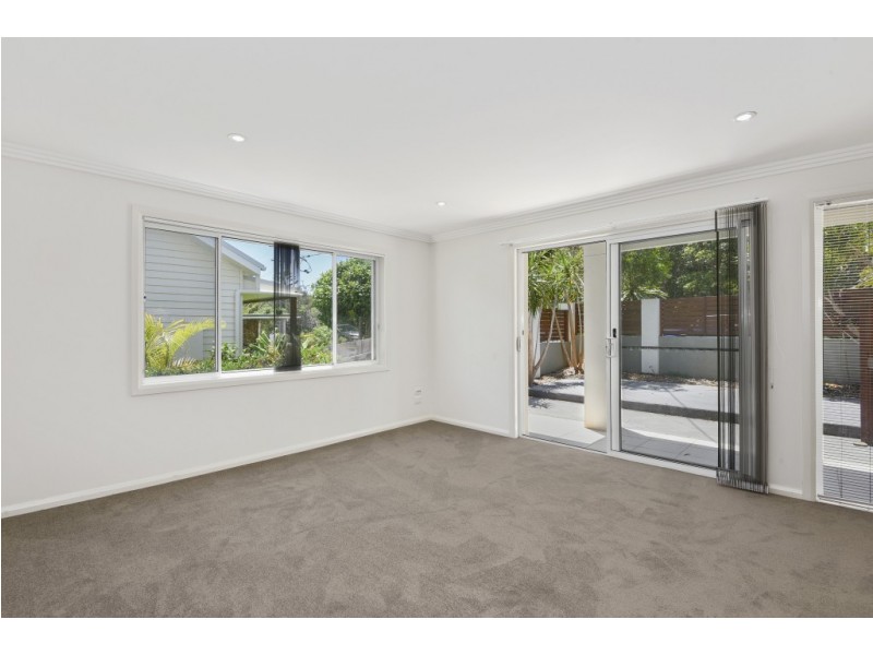 1/129 Pacific Drive, Port Macquarie NSW 2444