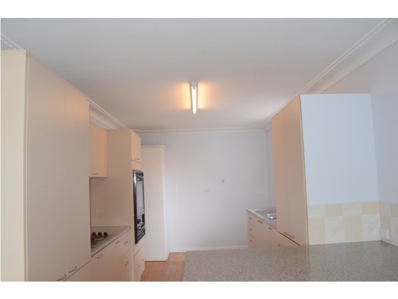 16 Dixon Avenue, Port Macquarie NSW 2444
