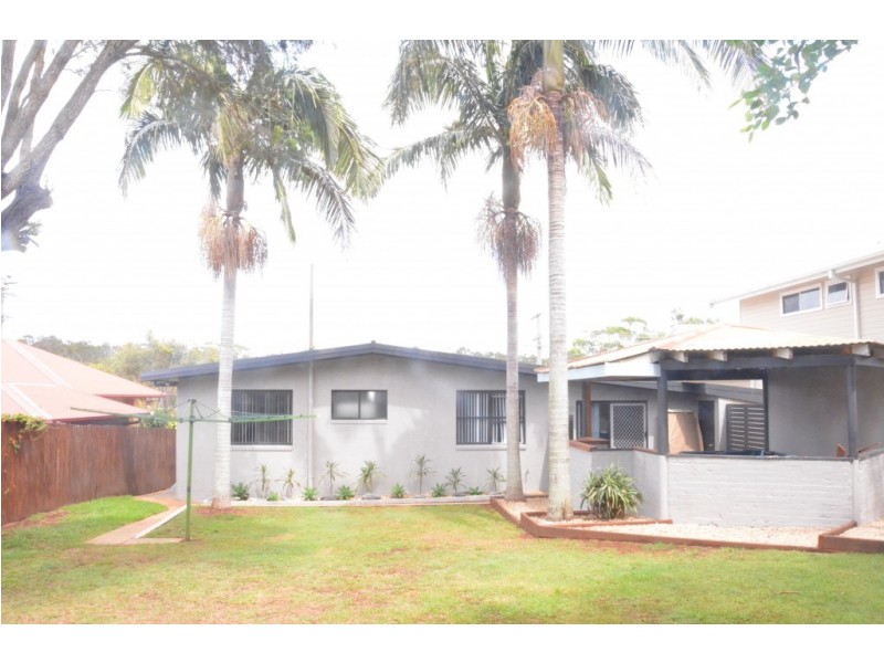 16 Dixon Avenue, Port Macquarie NSW 2444