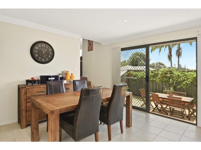 2/46 Lake Road, Port Macquarie NSW 2444