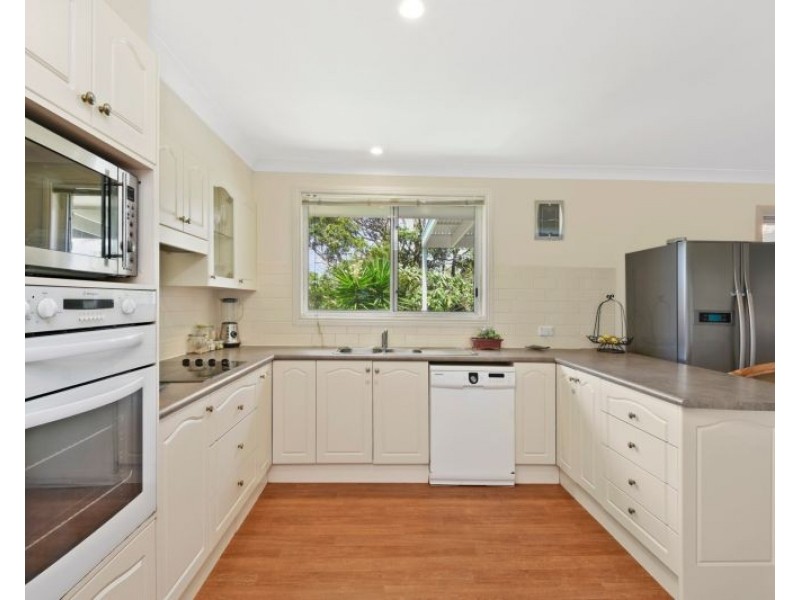 20 Lyndale Avenue, Port Macquarie NSW 2444