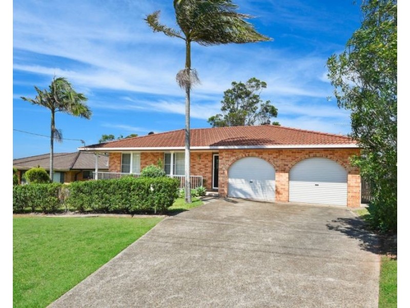 20 Lyndale Avenue, Port Macquarie NSW 2444