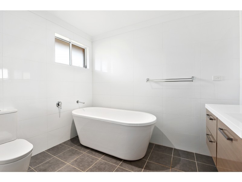 14 Gurra Place, Port Macquarie NSW 2444