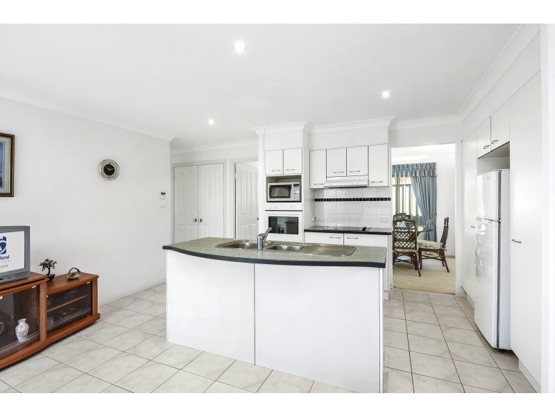 2/4 Fernhill Road, Port Macquarie NSW 2444