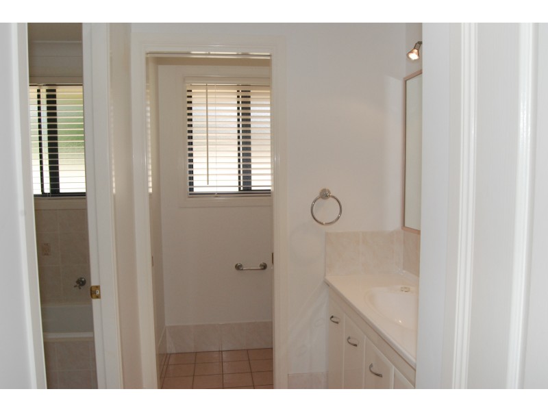 290 Crestwood Drive, Port Macquarie NSW 2444
