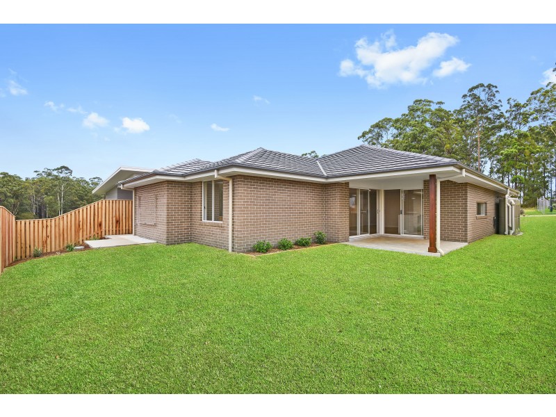 221 The Ruins Way, Port Macquarie NSW 2444