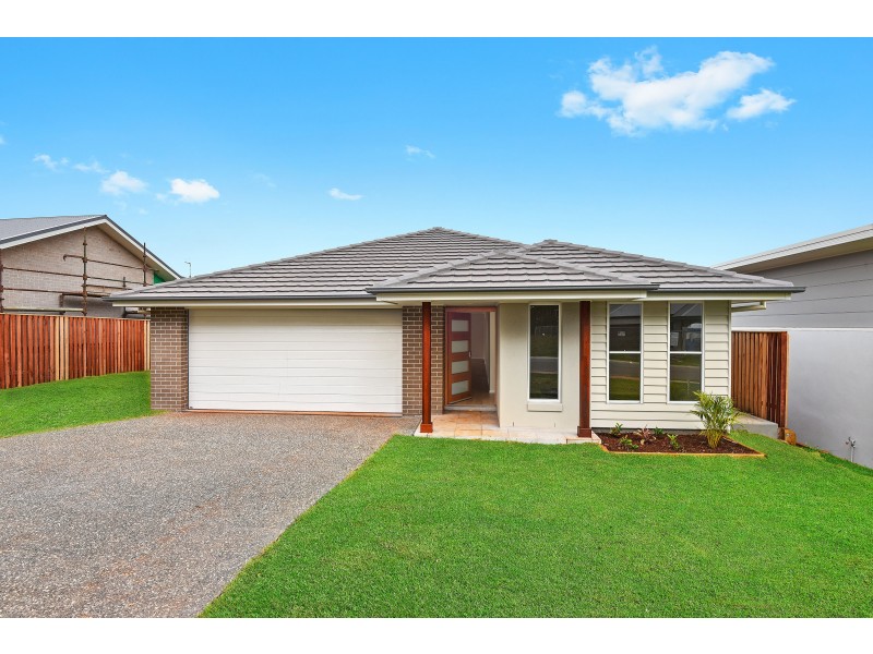 221 The Ruins Way, Port Macquarie NSW 2444