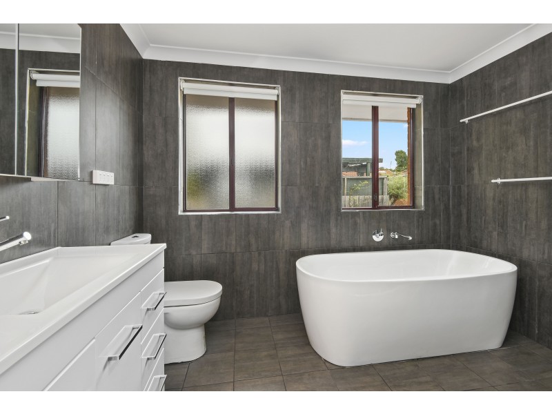 75 Hibbard Drive, Port Macquarie NSW 2444