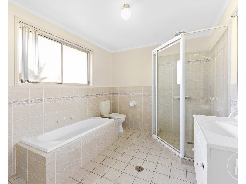 2/4 Lake Road, Port Macquarie NSW 2444