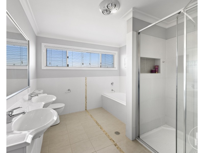 31 Serene Circuit, Port Macquarie NSW 2444