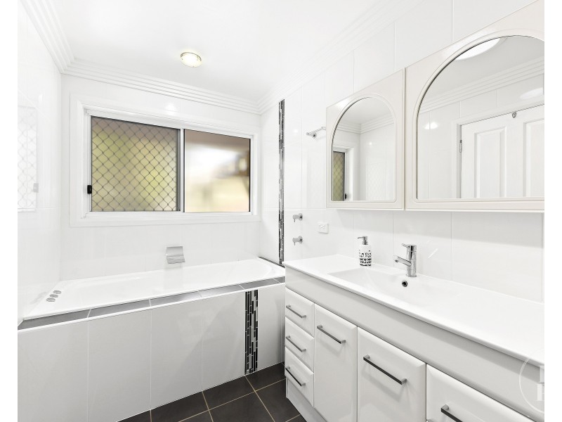 34 Wiruna Road, Port Macquarie NSW 2444