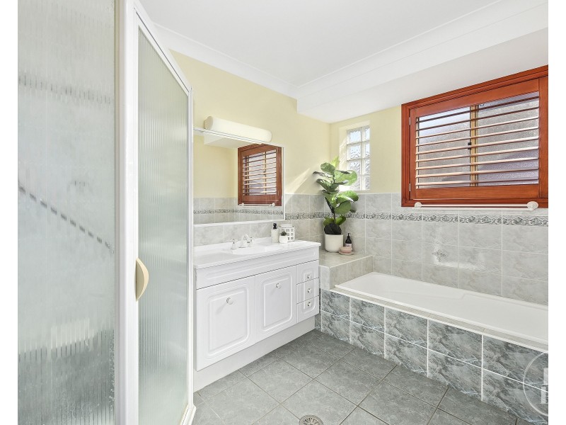 338 Crestwood Drive, Port Macquarie NSW 2444