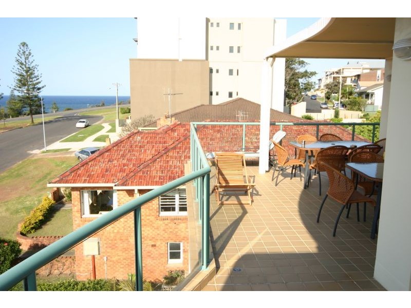 16/18-20 Burrawan Street, Port Macquarie NSW 2444