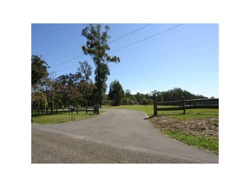 404 Lake Innes Drive, Lake Innes NSW 2446