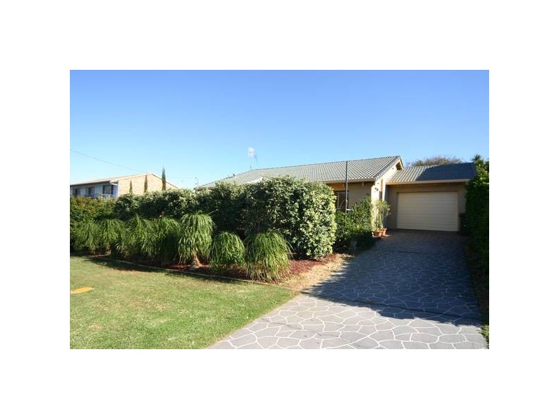 52 Bourne Street, Port Macquarie NSW 2444