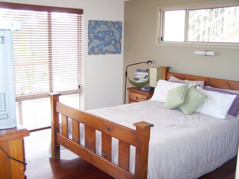 8 Surfside Crescent, Pottsville NSW 2489