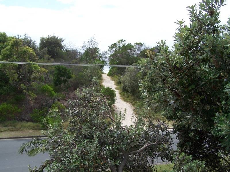 8 Surfside Crescent, Pottsville NSW 2489