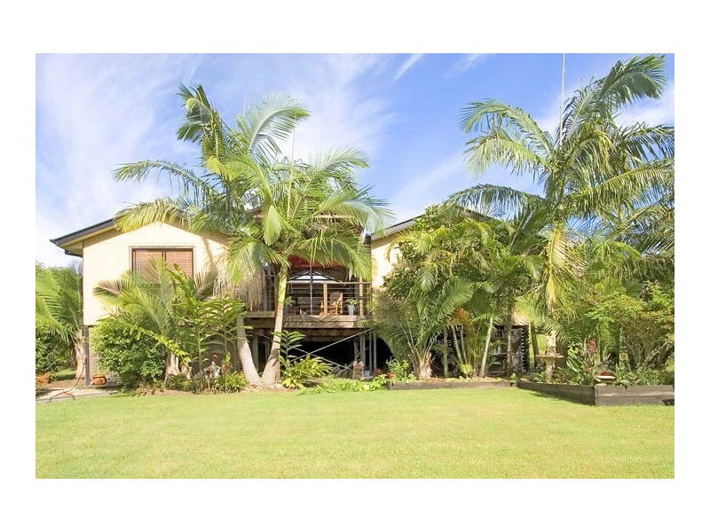 6 SASSAFRAS STREET, Pottsville NSW 2489