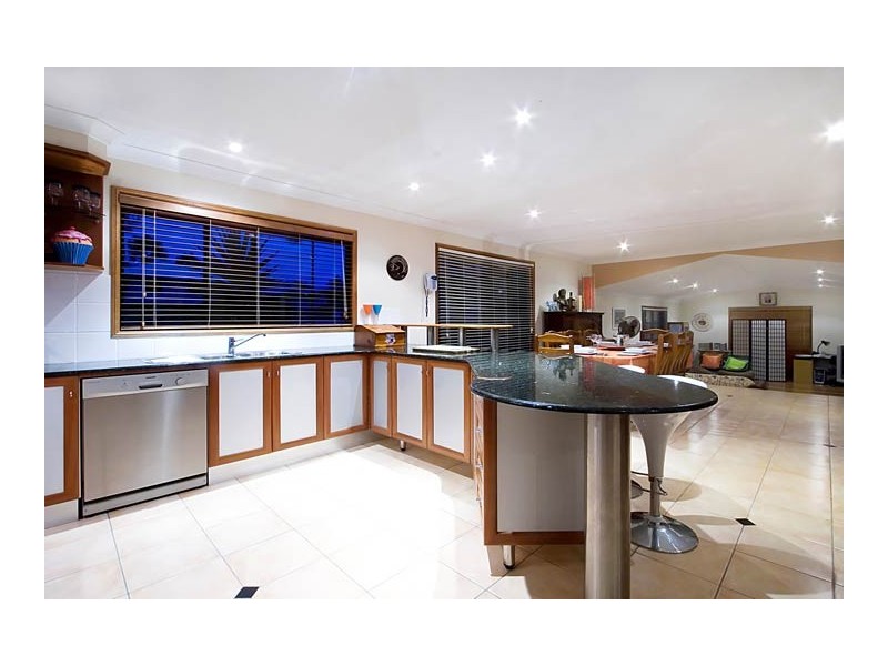 6 SASSAFRAS STREET, Pottsville NSW 2489